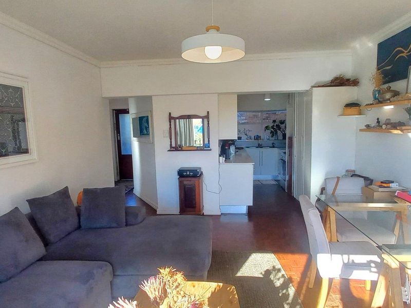 Neat & sunny 2 bedroom apartment - Photo 5