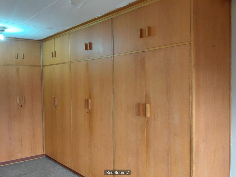 Perfect Starter Home: 2-Bedroom Townhouse in Westdene - Photo 9