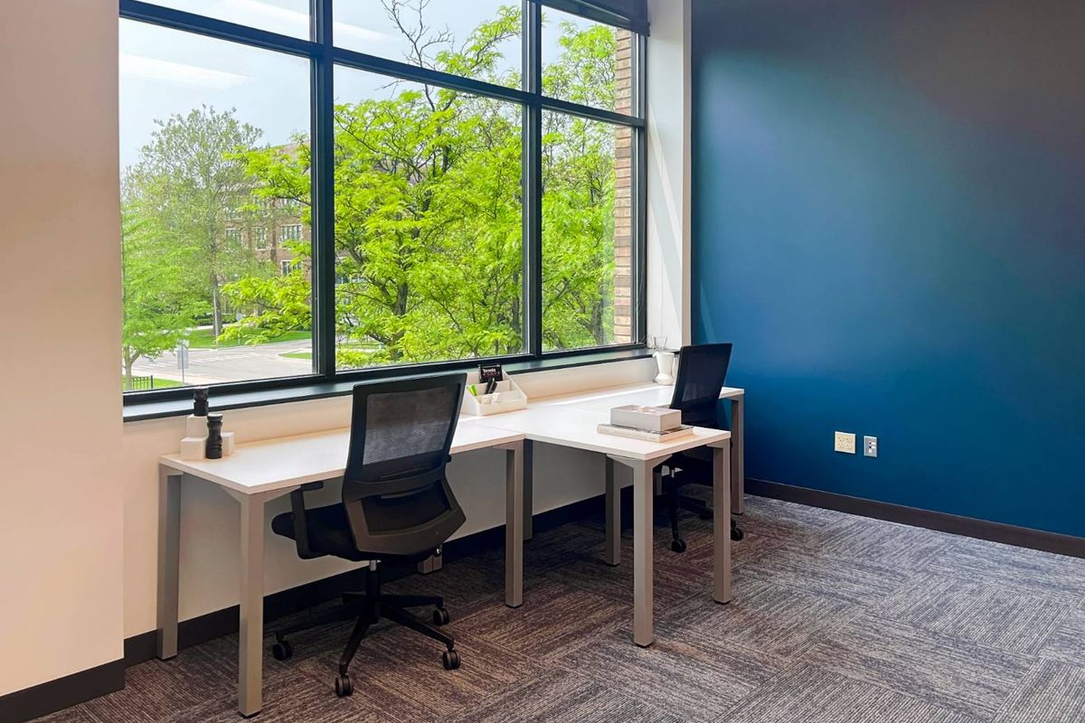 Find office space in HQ Norwood for 3 persons with everything taken care of - Photo 2