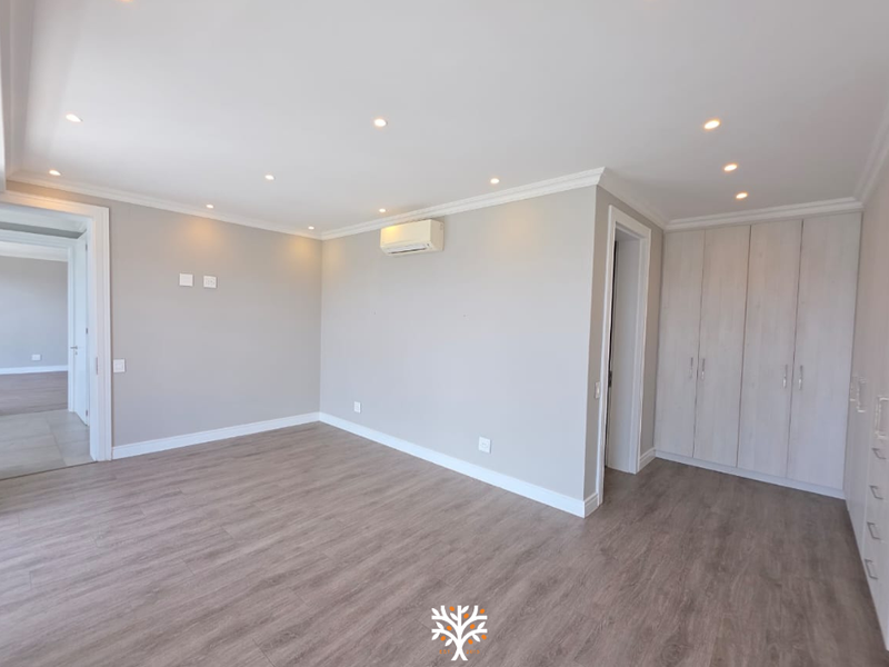 Modern Duplex Living at Prestigious Am Weinberg | N$9 200 000 - Photo 7