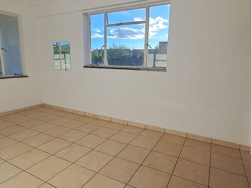 Modern Comfort Meets Versatile Living in New Redruth - Photo 9