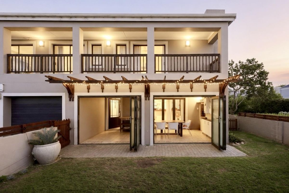 Charming Double-Storey Family Home in a Secure Lifestyle Estate - Photo 2