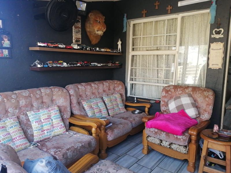 Ideal starter home (simplex unit) for first time buyers - Photo 5