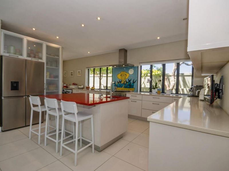 3 Bedroom Beach-side Home in Security Estate - Photo 10