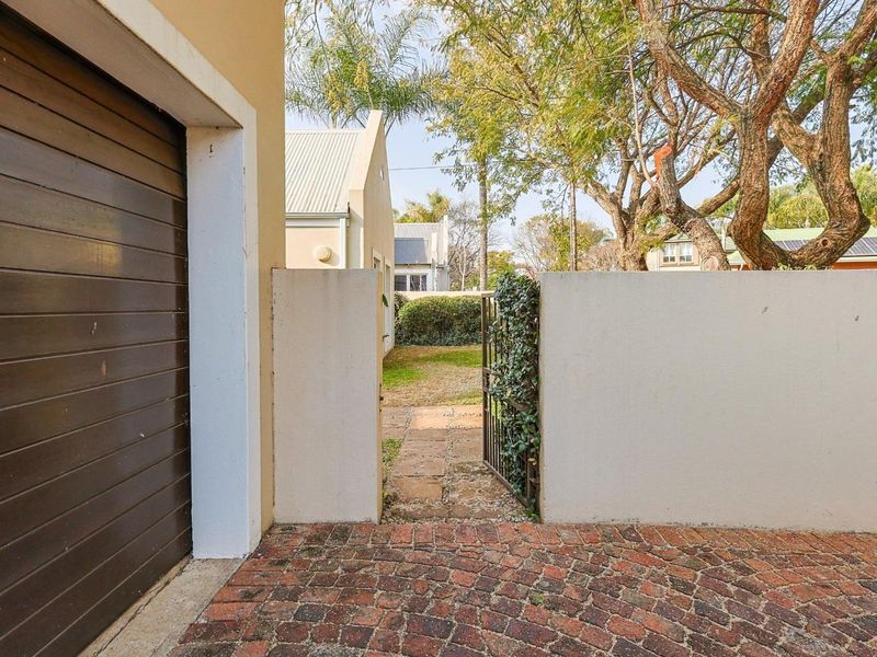 Fully Furnished 3-Bedroom House with Pool for Rent in Silver Lakes Golf Estate - Photo 3