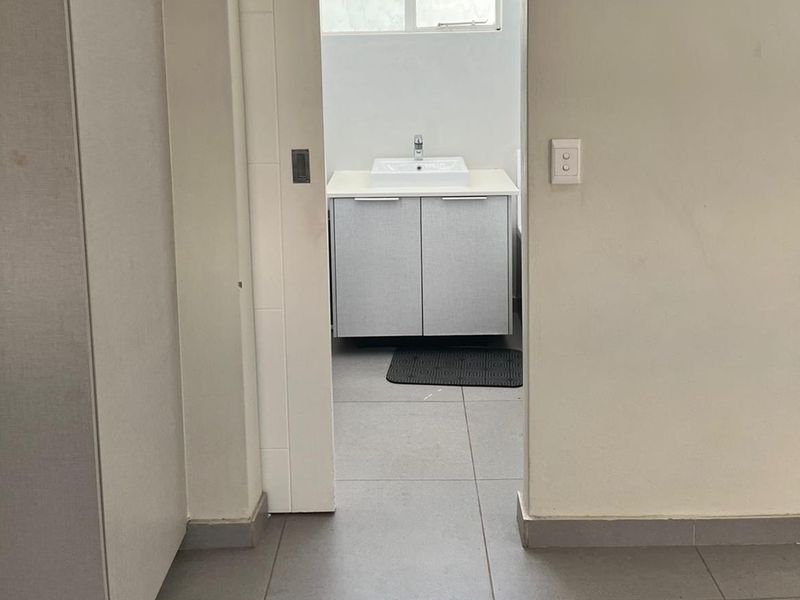 Charming Loft Living: Modern Comfort in a Secure Complex! - Photo 8