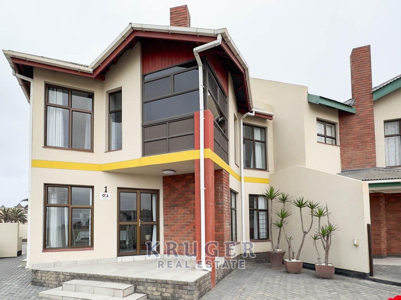 TOWNHOUSE FOR SALE | SWAKOPMUND – TOWN CENTRE - Photo 2
