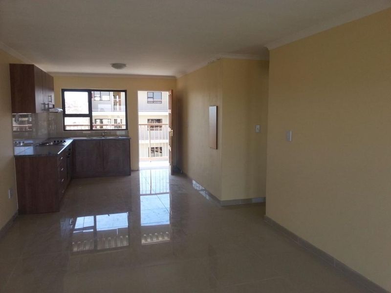 2 Bedroom Apartment for Sale - Photo 6