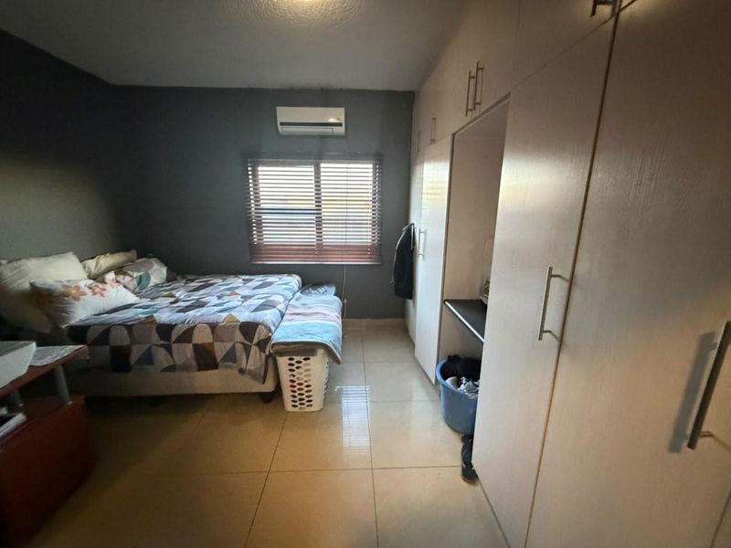 3 BEDROOM HOUSE FOR SALE - DORADO PARK - Photo 8