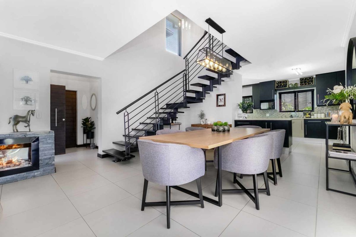 SECLUDED RESIDENCE IN HIGHLY SOUGHT AFTER, PICTURESQUE LOCATION - Photo 5