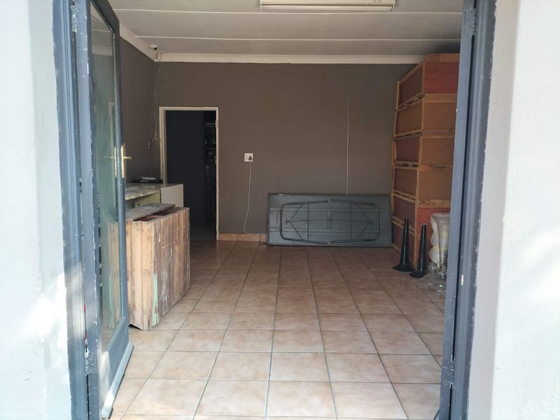 Rare Large-Scale Opportunity in Hazelwood - Photo 3