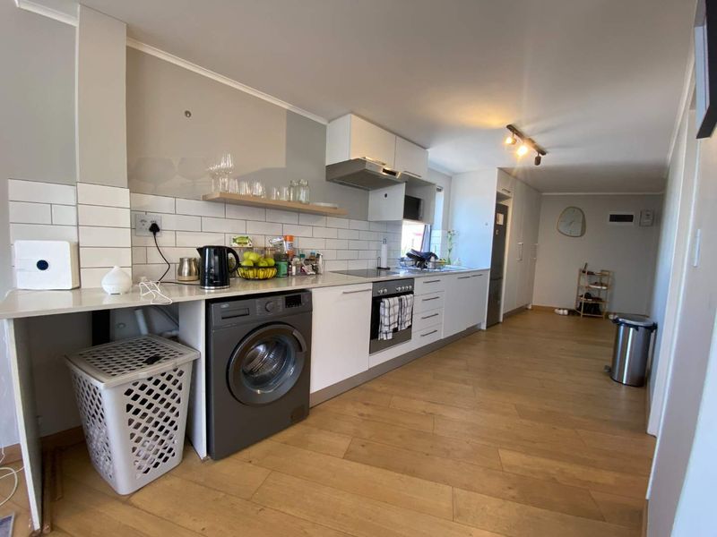 Where Lifestyle Meets Smart Returns - Photo 5