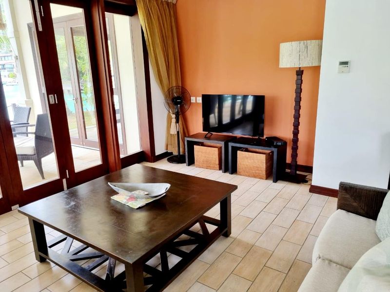 Exceptional ground floor corner unit in unbeatable position - Photo 9