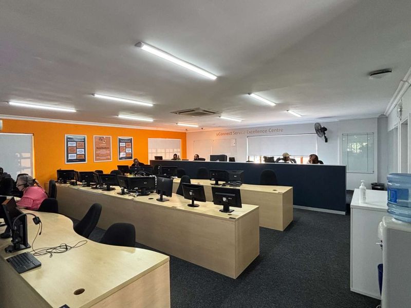 Standalone Commercial Building To Let | Secure Business Park | Old Main Road | ±563m2 - Photo 10