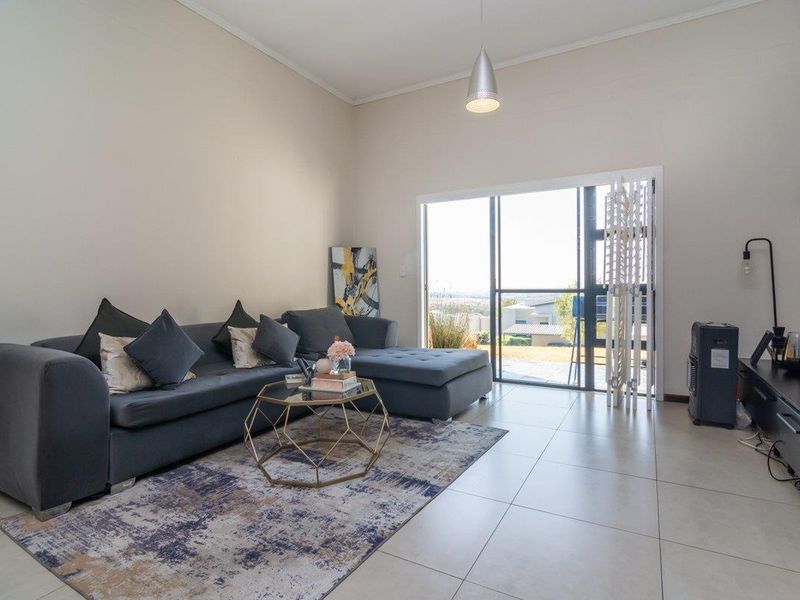 Live the high life in exclusive townhouse in prestigious Golf Estate!" - Photo 8