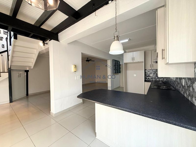 Ideal Starter Home near schools and town center - Photo 7