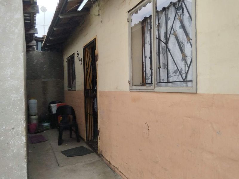 property for sale in Olievenhoutbosch for investors - Photo 6