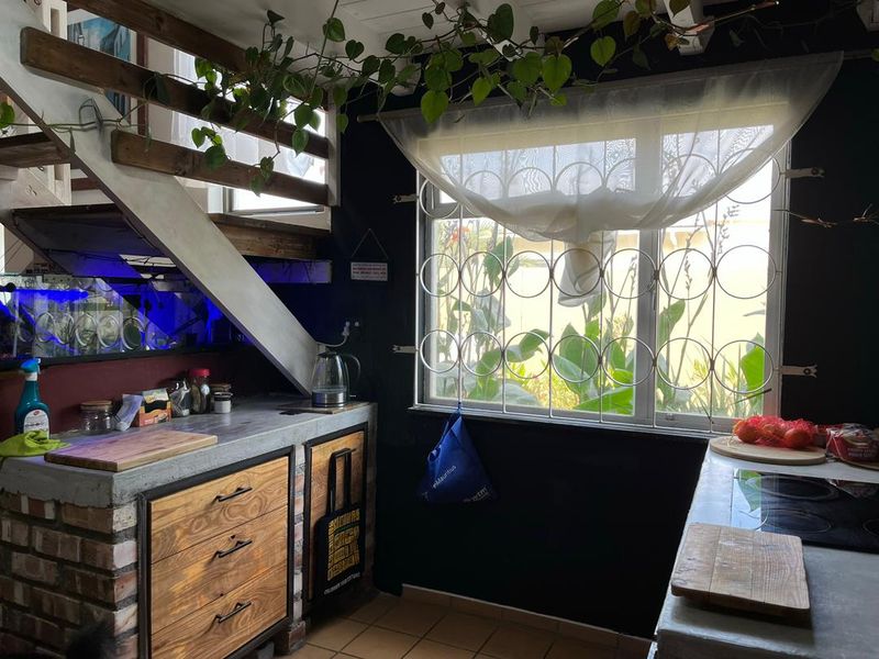 Great Starter home in City Centre - Photo 9