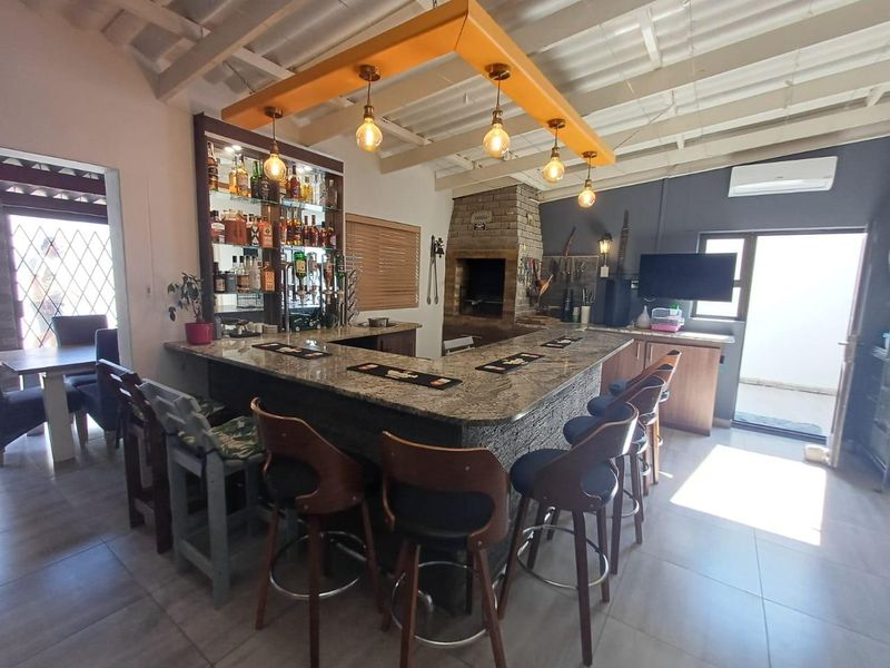 Family home - Photo 4