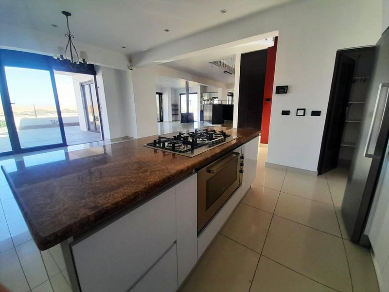 DUNEVIEW MANSION IN PERFECT AREA WITH UNINTERUPTED DUNEVIEWS!! - Photo 10