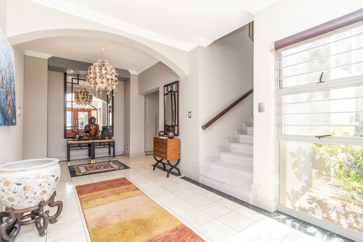 Sophisticated Living in Sought-After Brooklands Estate - Photo 3