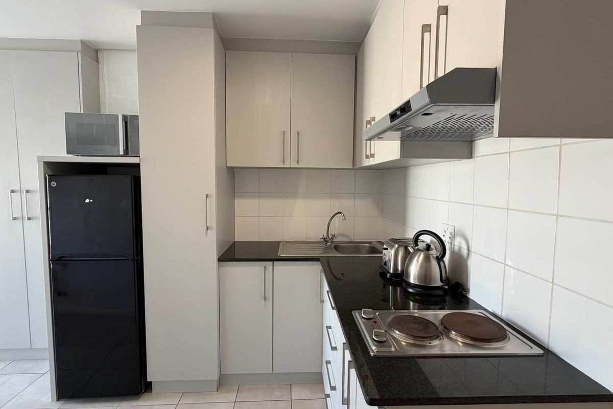 Bachelor Unit to Rent Close to Stellenbosch University - Photo 2