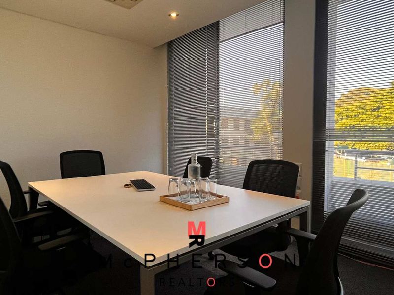 Prime Office Block For Sale – Fully Tenanted Investment Opportunity! - Photo 2