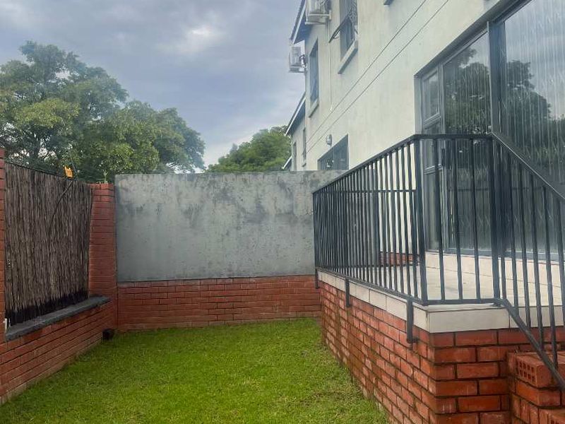 Where comfort meets clever living -your Ferndale hideaway with a garden twist! - Photo 3