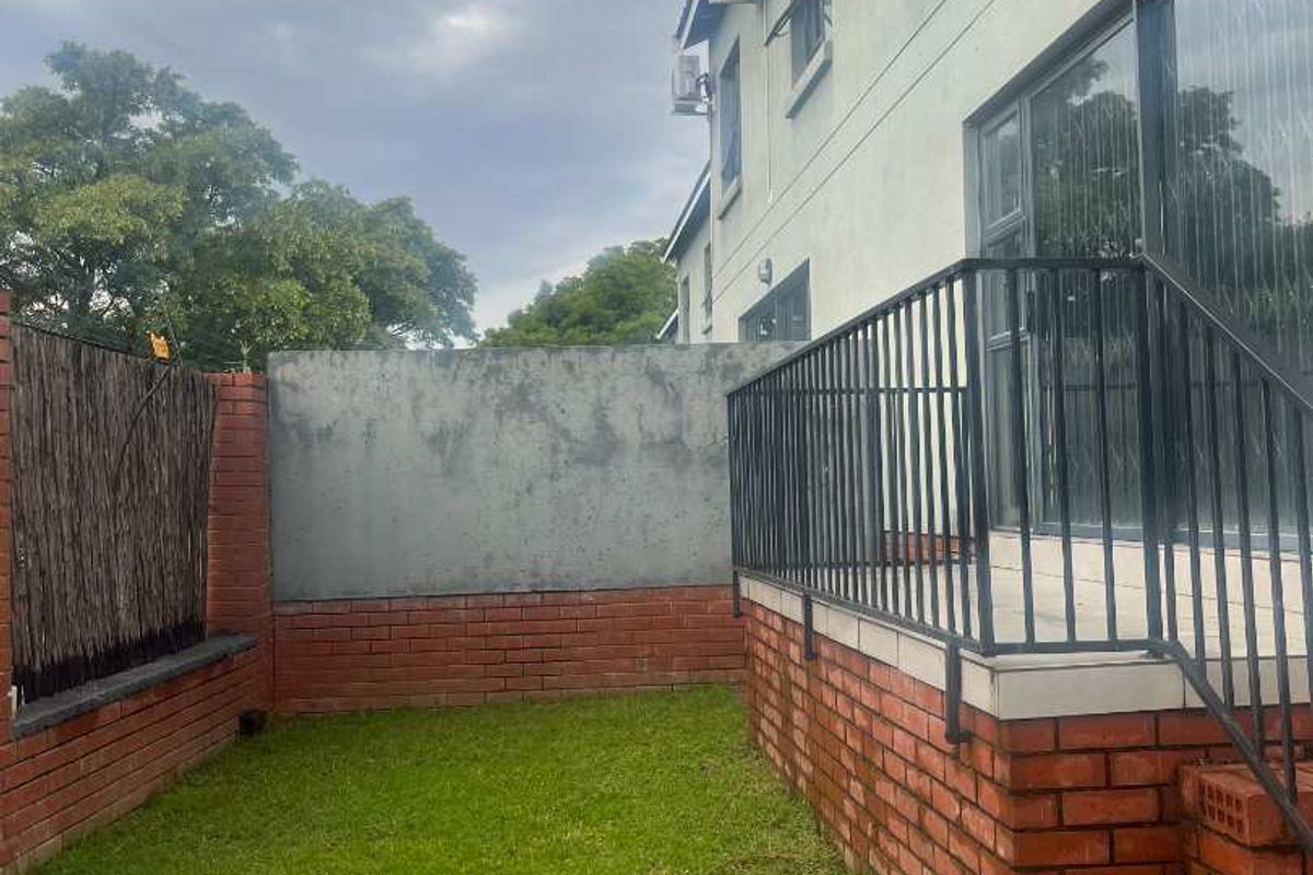 Where comfort meets clever living -your Ferndale hideaway with a garden twist! - Photo 3