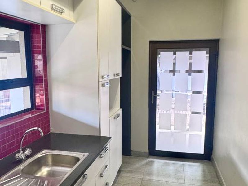 Offices For Sale in Eros - Photo 7