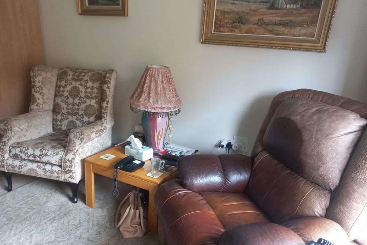 1 BEDROOMED RETIREMENT UNIT FOR SALE IN BRENTWOOD PARK - Photo 5