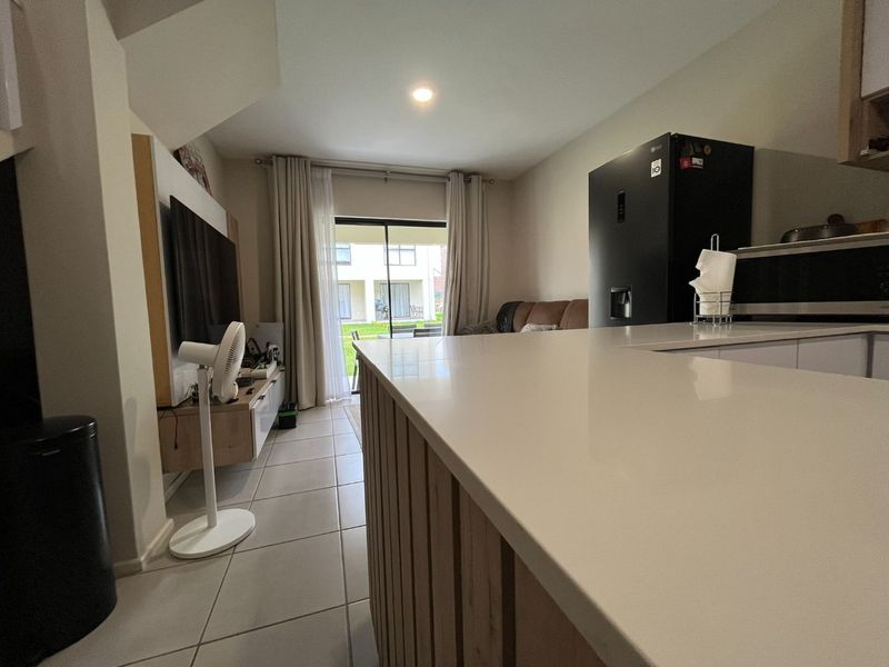 Newly Renovated 2-Bedroom Duplex – Kings Gate Estate Price: R1,180,000 | No Transfer Duty - Photo 2