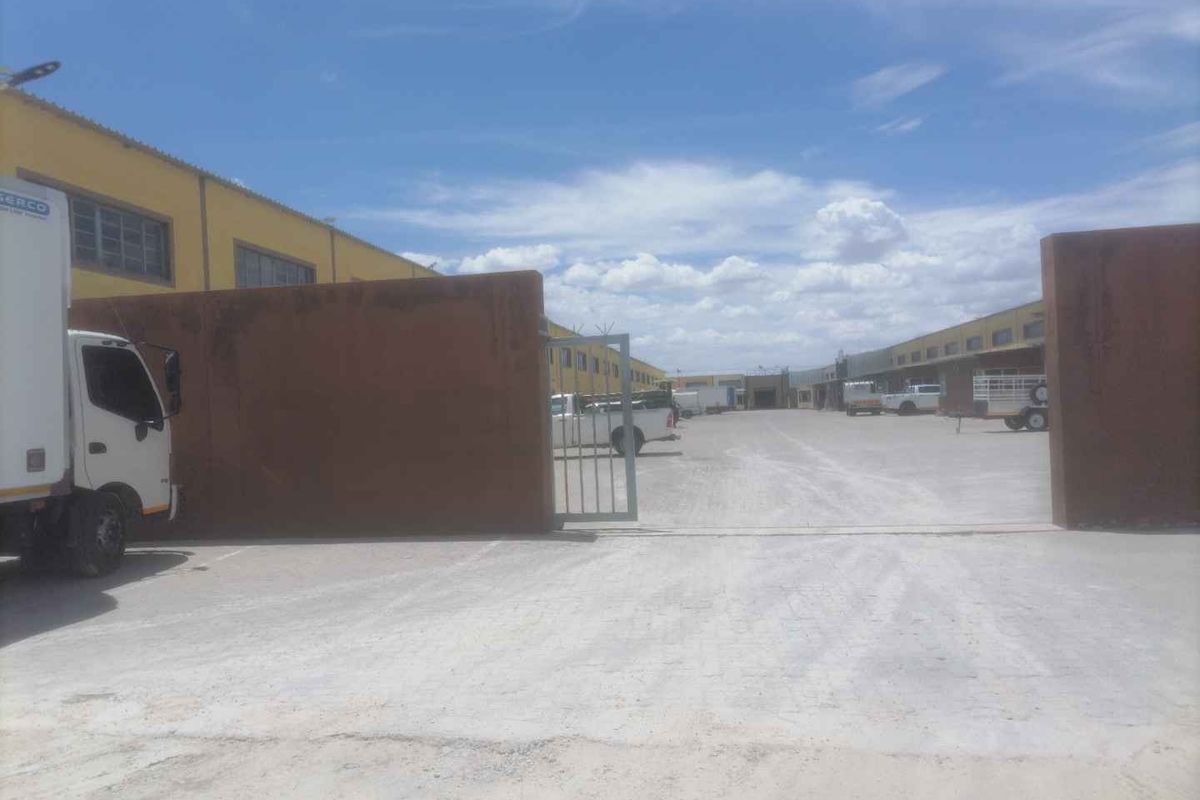 PRIME INDUSTRIAL PROPERTY FOR SALE - Photo 3