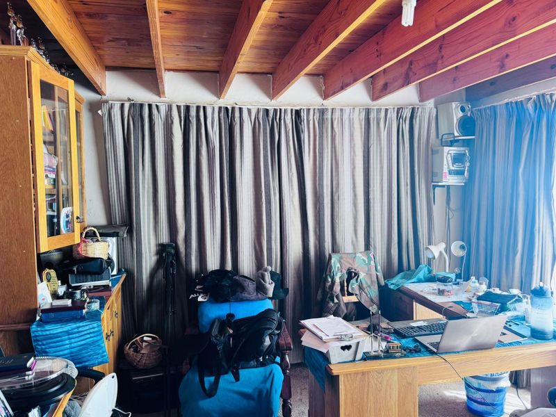 6 Bedrooms Property For Sale In Queenstown - Photo 7