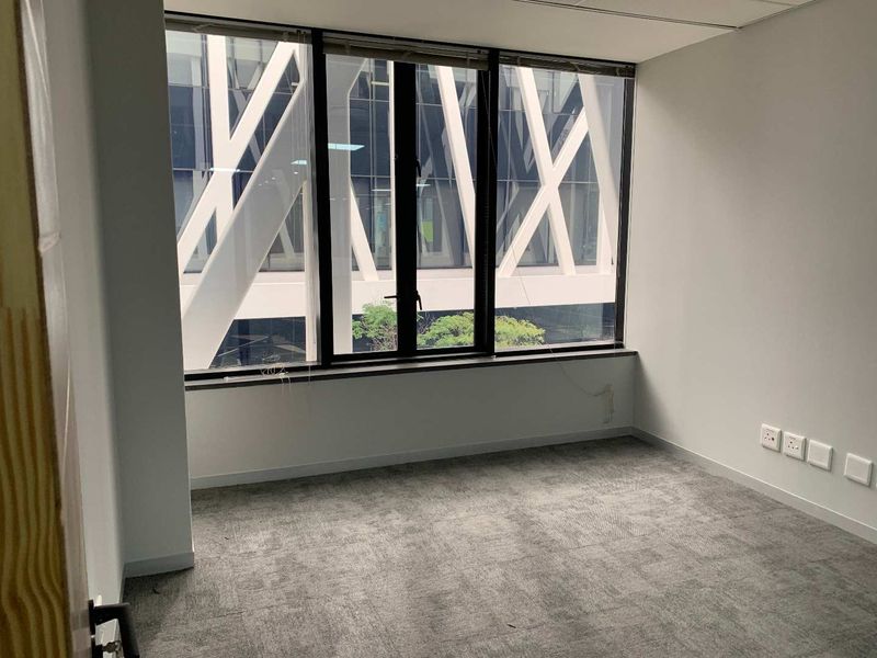 412m2 Refurbished Office Space To Let in Bryanston - Photo 10
