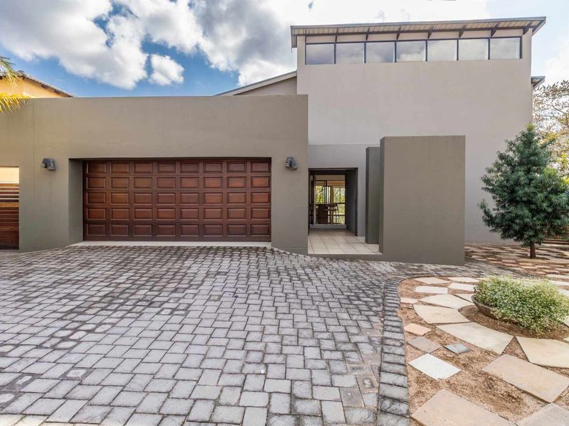 3 Bed, 3 bathrooms home in Pinehaven. - Photo 1