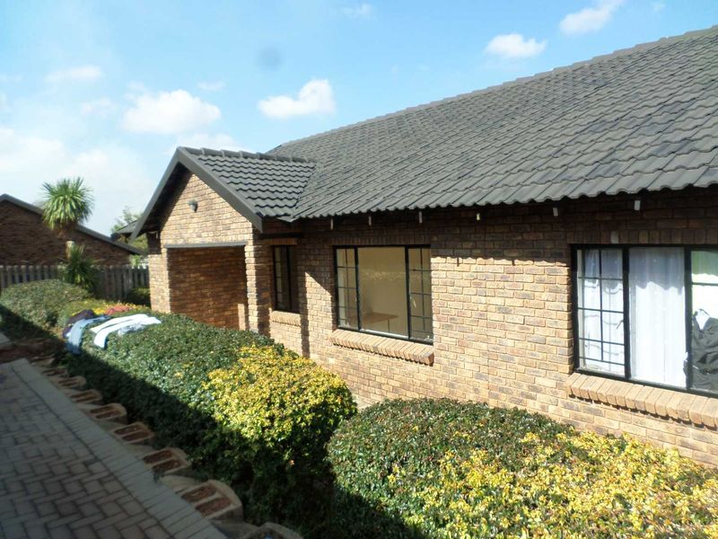 Cambridge Village, 1 Bedroom apartment for sale - Photo 2