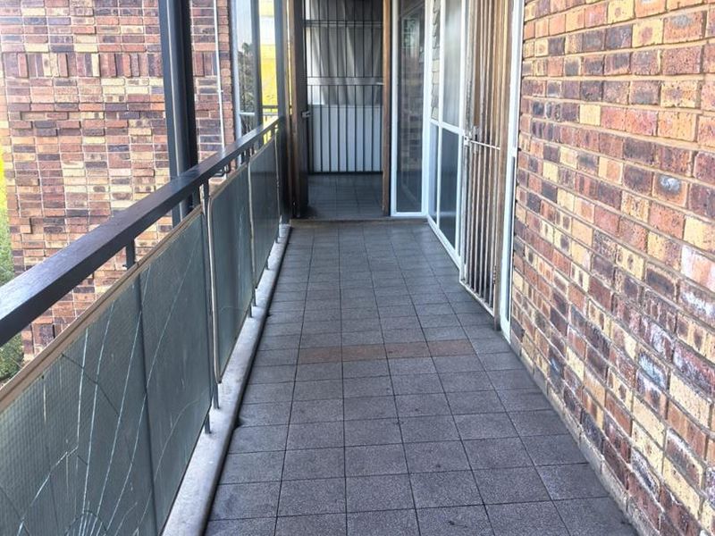 Bachelor flat for sale in Sunnyside - Photo 2