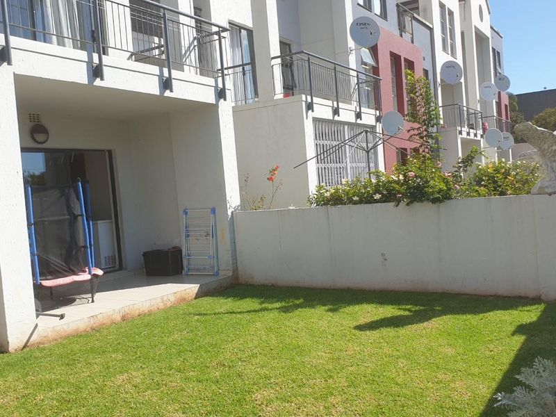 2 BEDROOM GARDEN APARTMENT TO RENT IN FERNDALE - Photo 2