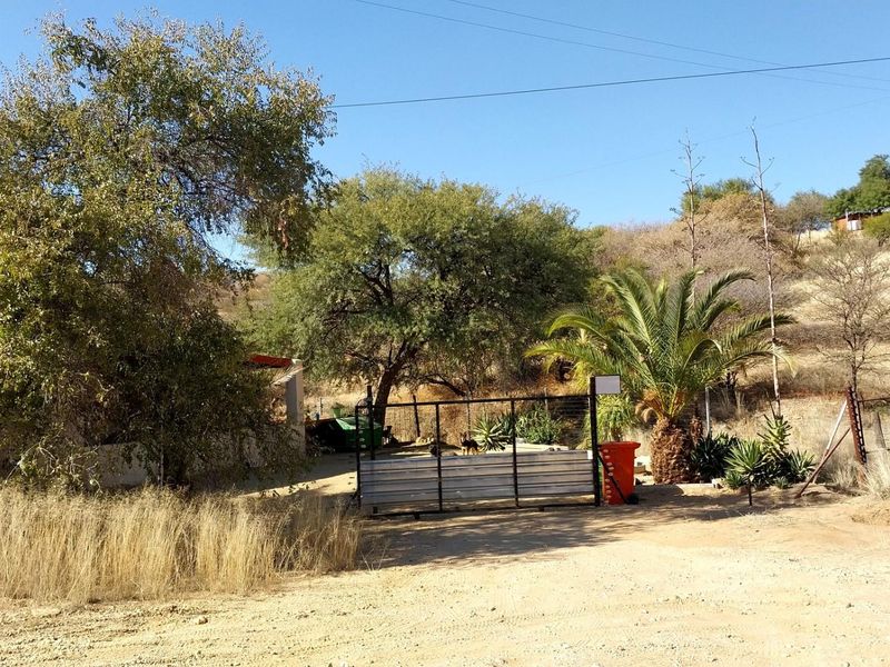 Paradise Awaits: 36.2-Hectare Plot in Brakwater - Photo 7