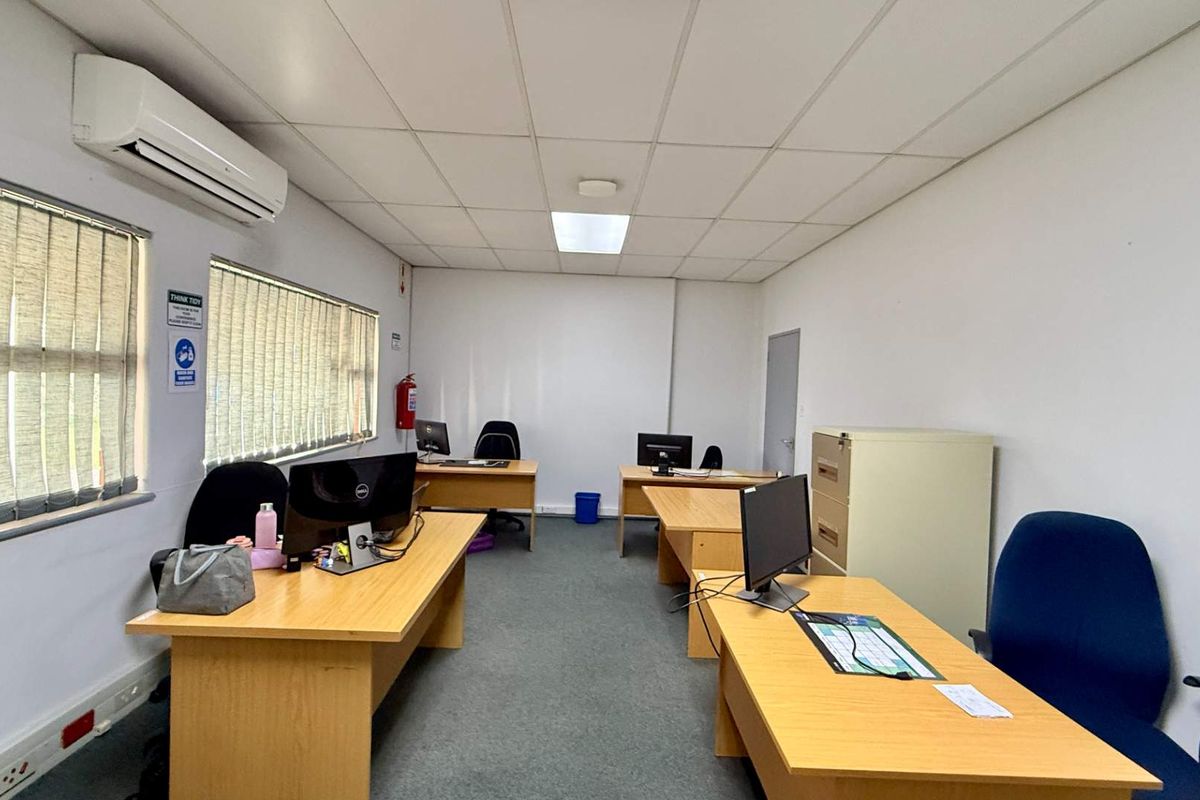 900m2 Industrial Property for Sale in Camps Drift, Pietermaritzburg - Photo 4