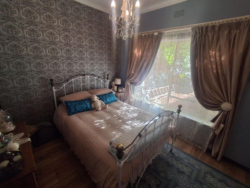 MODERN FAMILY LIVING WITH INCOME-GENERATING POTENTIAL IN MULBARTON - Photo 10