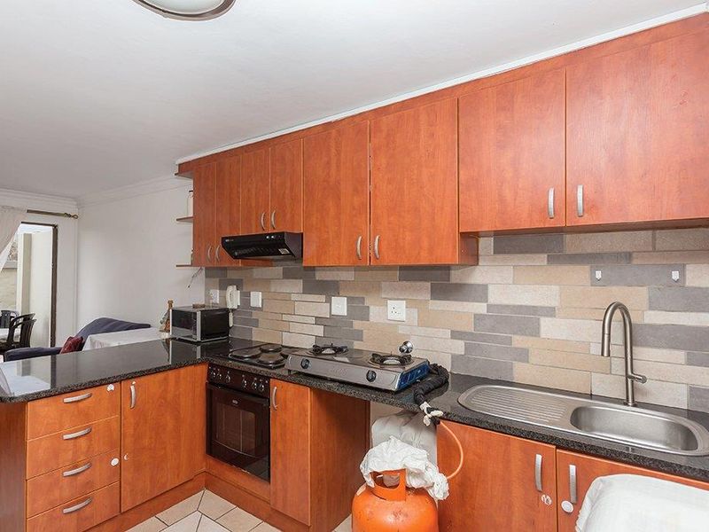 2 Bed Ground Floor Apartment - Photo 7