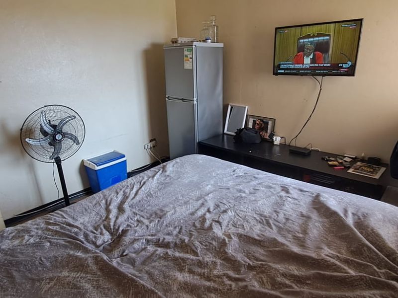 For Sale: 3-Bedroom Unit – Bargain Opportunity with First-Time Buyer Assistance! - Photo 4