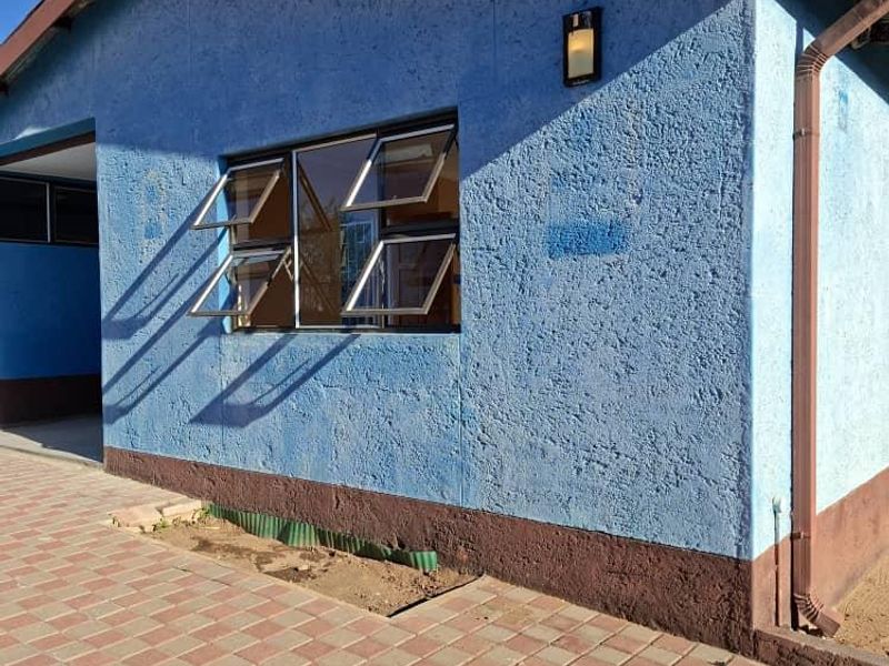 FOR SALE: 3 bedrooms house for sale in Okahandja,Vedderstal, Selling price N$1250,000 cost excluded, Erf size  640 m2 - Photo 3