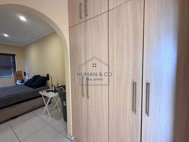 Modern 3-bedroom townhouse in town center; Walvis Bay - Photo 8