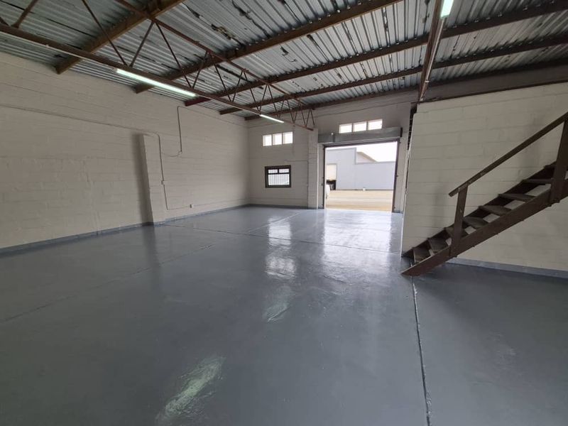 LIGHT INDUSTRIAL WAREHOUSE!!! - Photo 7
