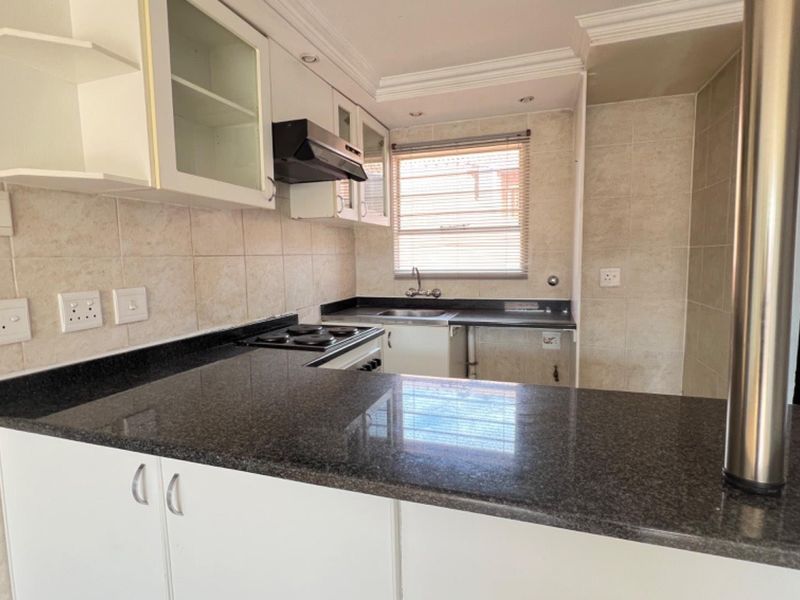 Prime Location 2-Bedroom Home with Outdoor Leisure Space - Photo 4
