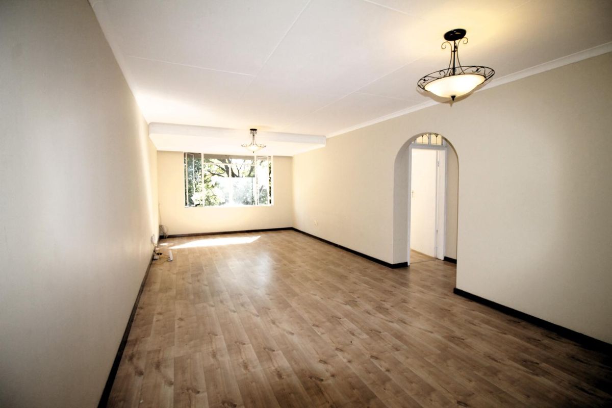Elegant Two Bedroom Apartment in Secure Complex - Photo 4