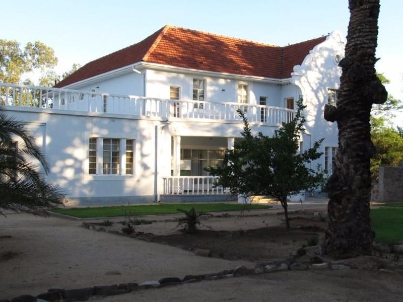 FOR SALE: HIGH-POTENTIAL GRAZING FARM WITH DEVELOPED INFRASTRUCTURE, KARASBURG, NAMIBIA - Photo 4